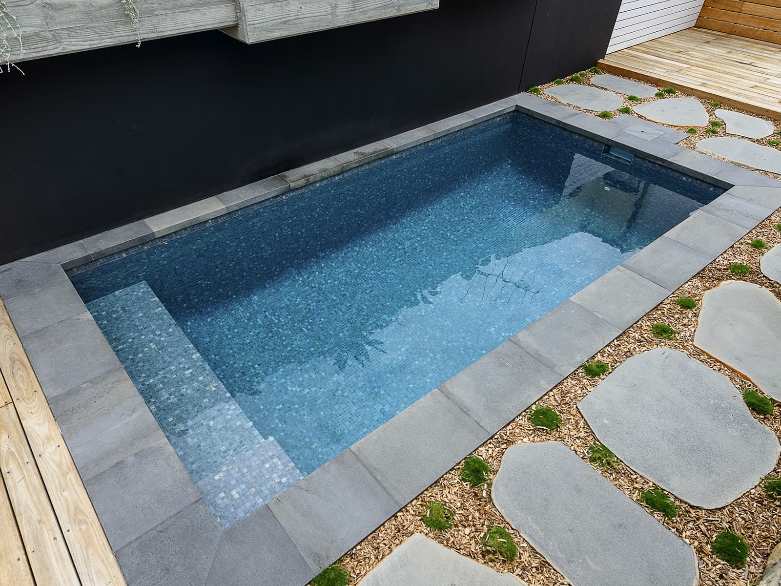 Mosaic Tile Zen Dolerite - Ezarri